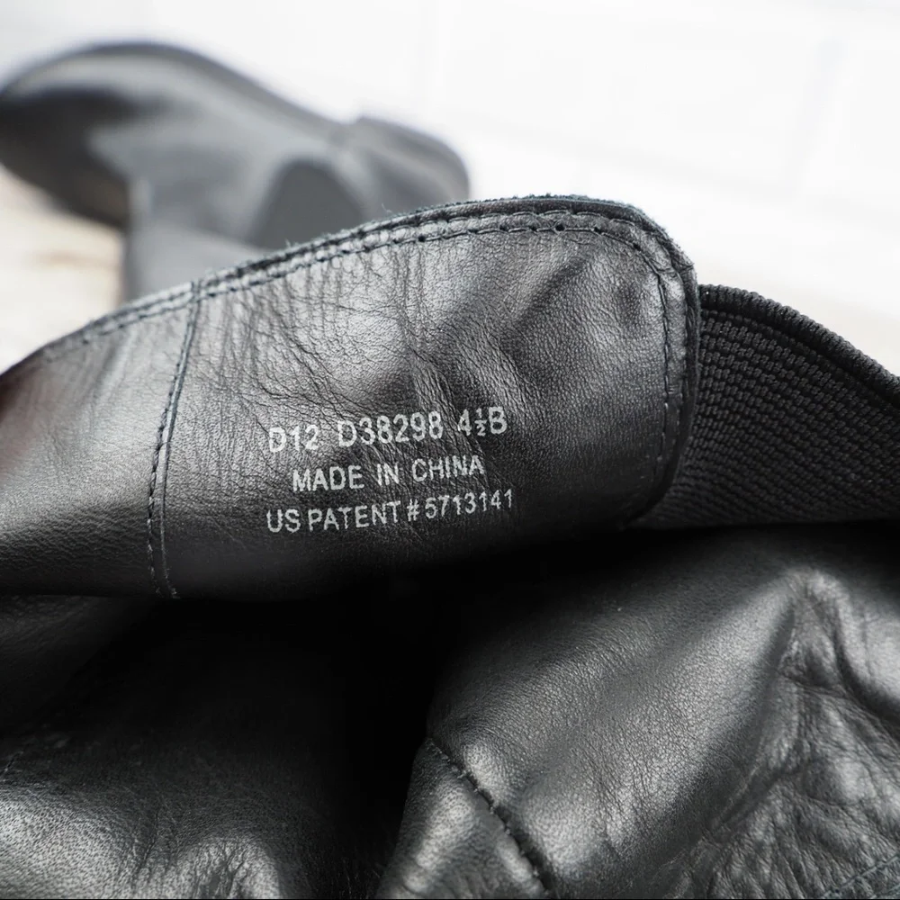 Cole Haan Jodhpur black leather riding boots 4.5